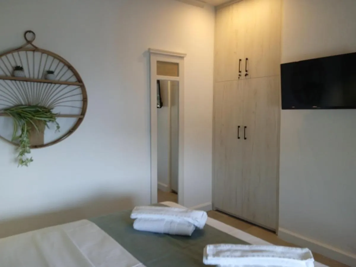 Irene Traditional Apartments Ammouliani